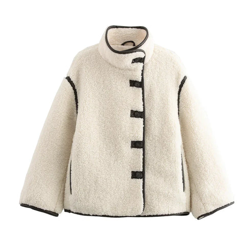 Chaqueta Peluche con detalles negros